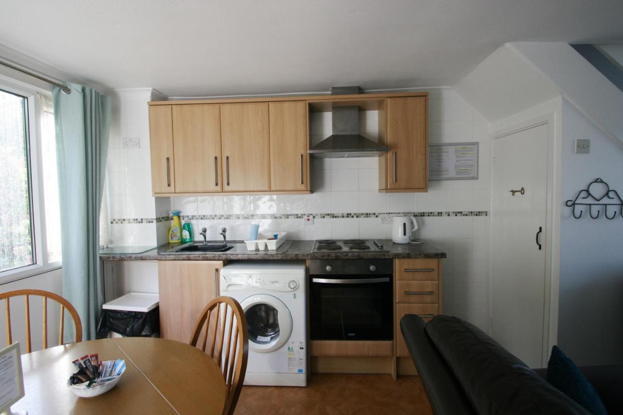 Freshwater Bay Holiday Cottages Pembroke Esterno foto