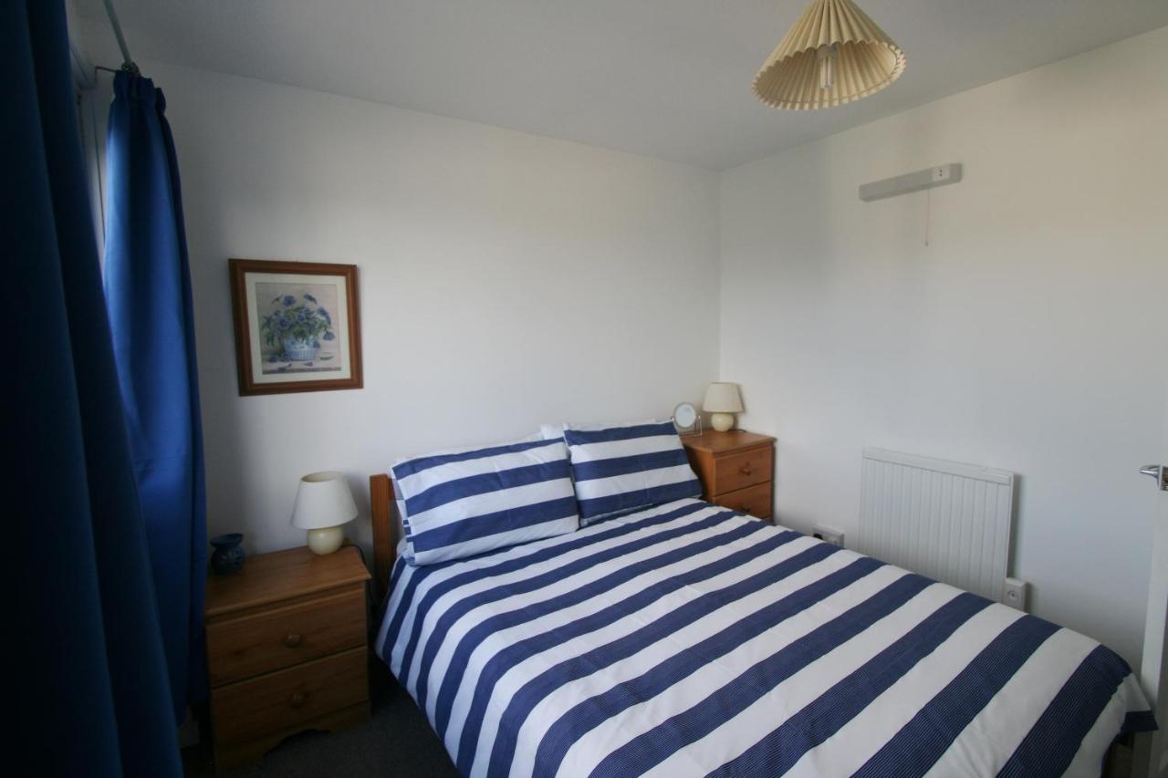 Freshwater Bay Holiday Cottages Pembroke Esterno foto