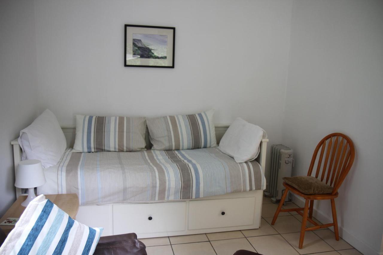 Freshwater Bay Holiday Cottages Pembroke Esterno foto