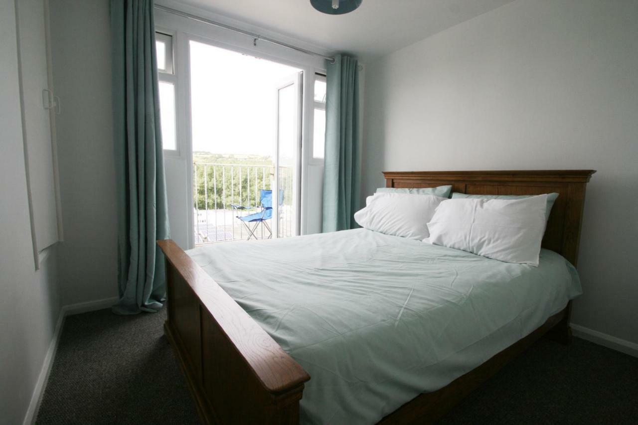 Freshwater Bay Holiday Cottages Pembroke Esterno foto